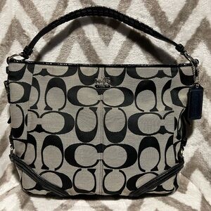 Coach Chelsea Signature Katarina bag 18903